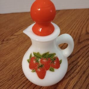 Avon Strawberry and Cream Bath Foam Bottle